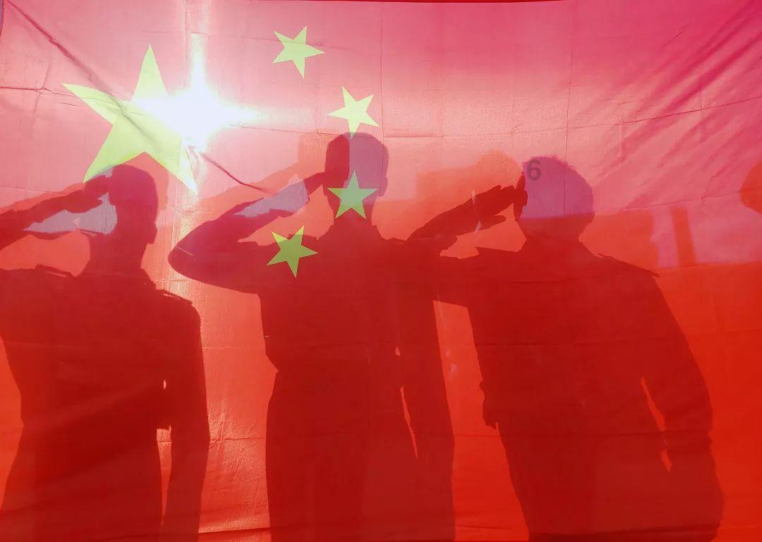旋转的圆球
